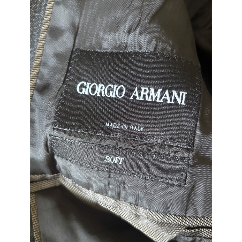 Giorgio Armani Soft Suit Men 48R Gray Plaid Wool Silk 2 Piece Italy $3695 - Picture 2 of 16